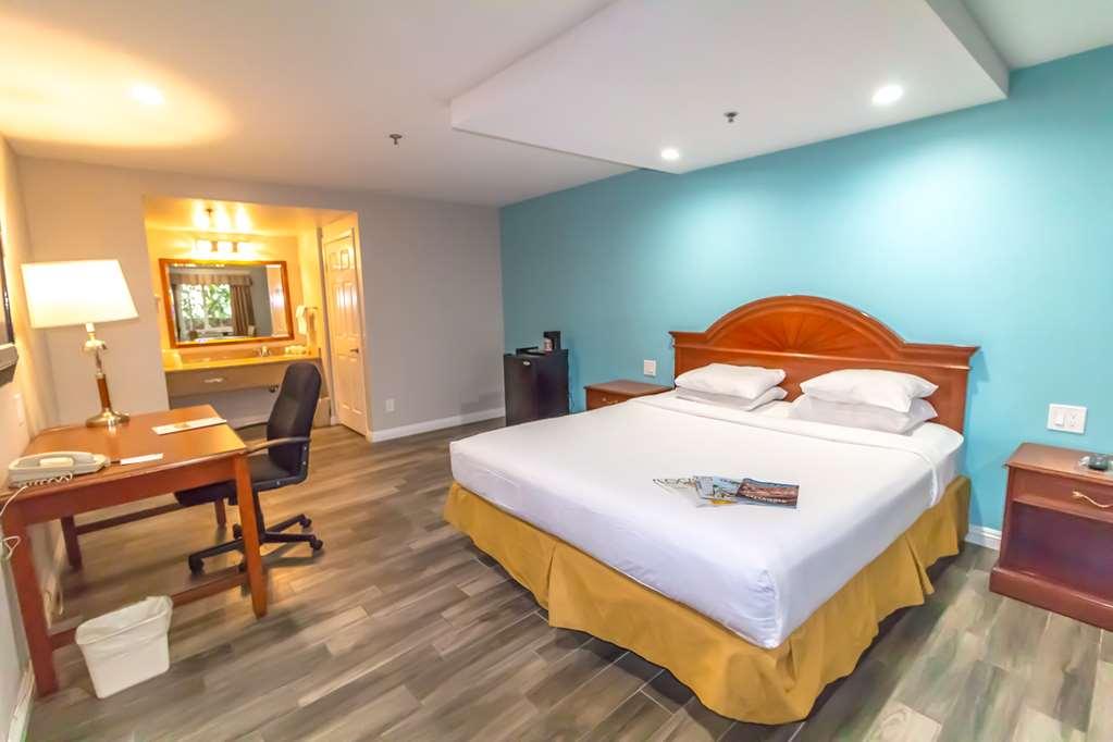 Wave Hotel Мангеттен-Біч Номер фото